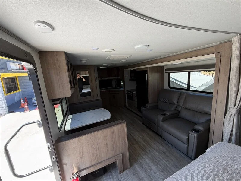 2023 Grand Design RV Imagine 22MLE
