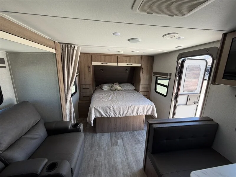 2023 Grand Design RV Imagine 22MLE