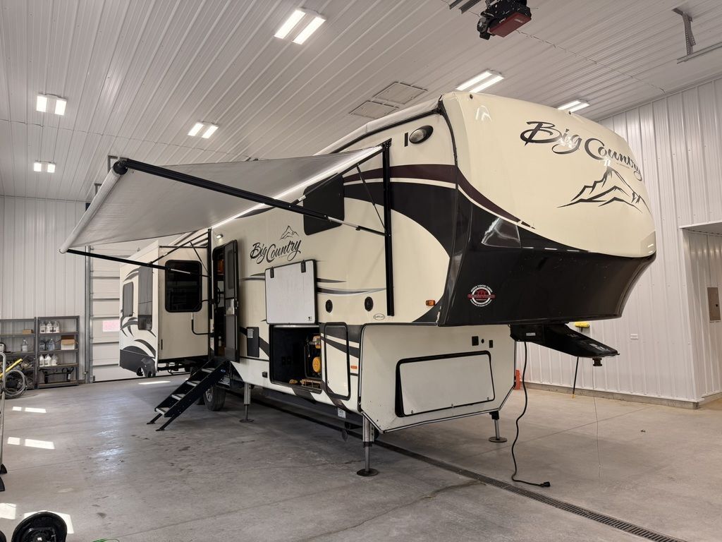2017 Heartland M-3560SS in litchfield IL