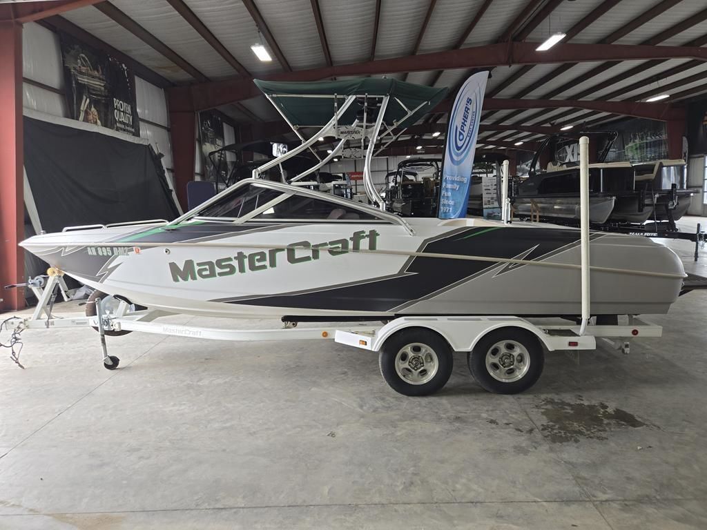 2000 Mastercraft MARISTAR 230 SV in fort smith AR
