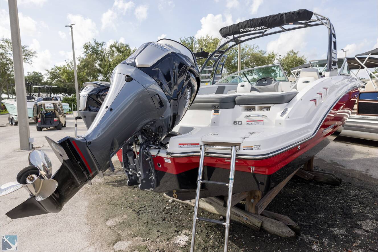 A photo of this 2025 Chaparral 23 SSi OB