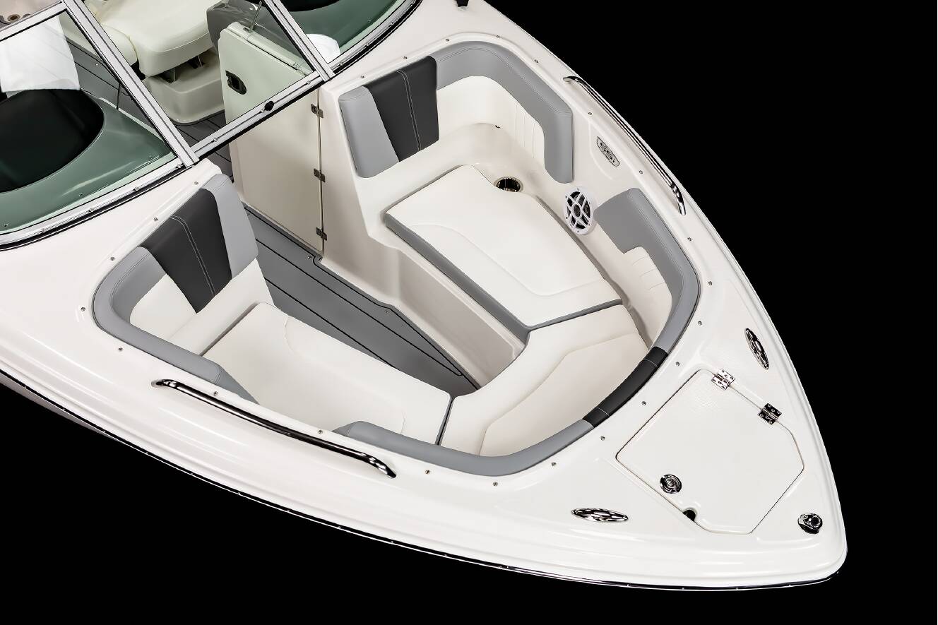 A photo of this 2025 Chaparral 23 SSi OB