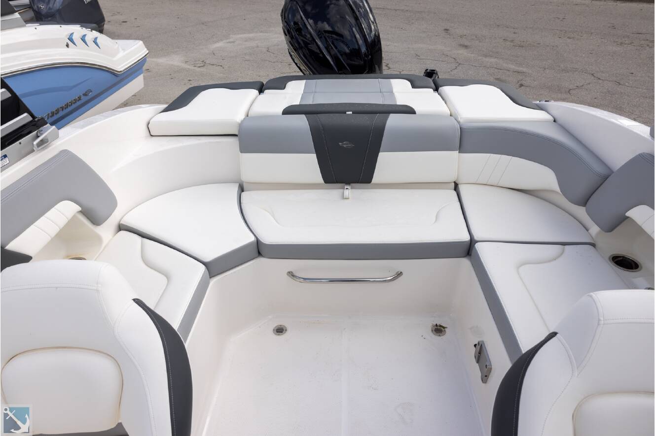 A photo of this 2025 Chaparral 23 SSi OB