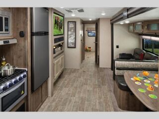 2020 FOREST RIVER PUMA 31QBBH