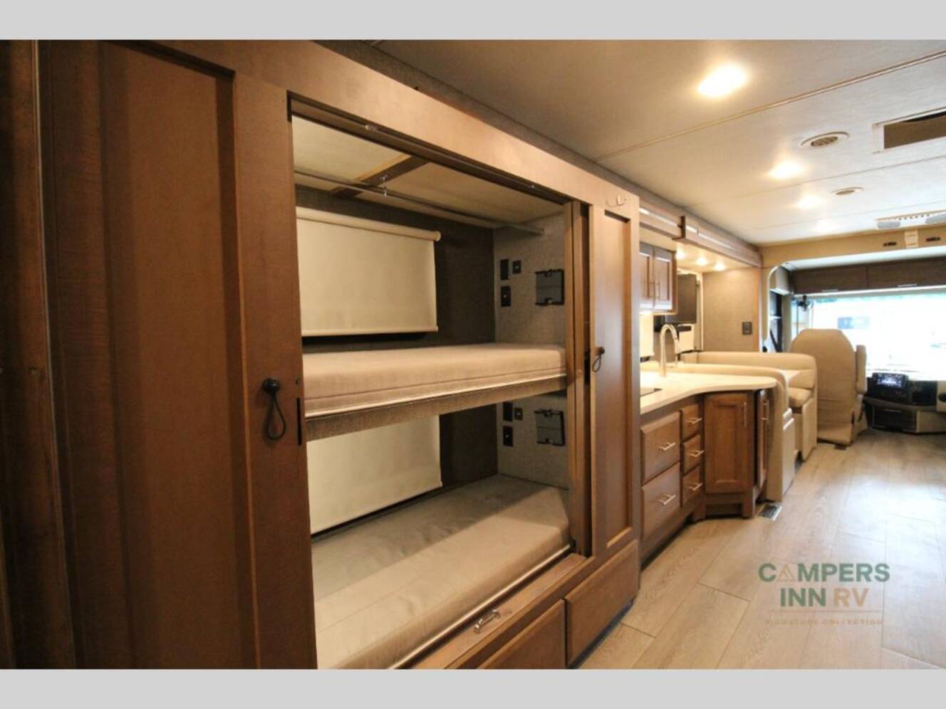 A photo of this 2022 Thor Motor Coach Palazzo 33.5
