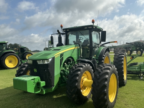 2018 John Deere 8320R in Winnsboro, LA