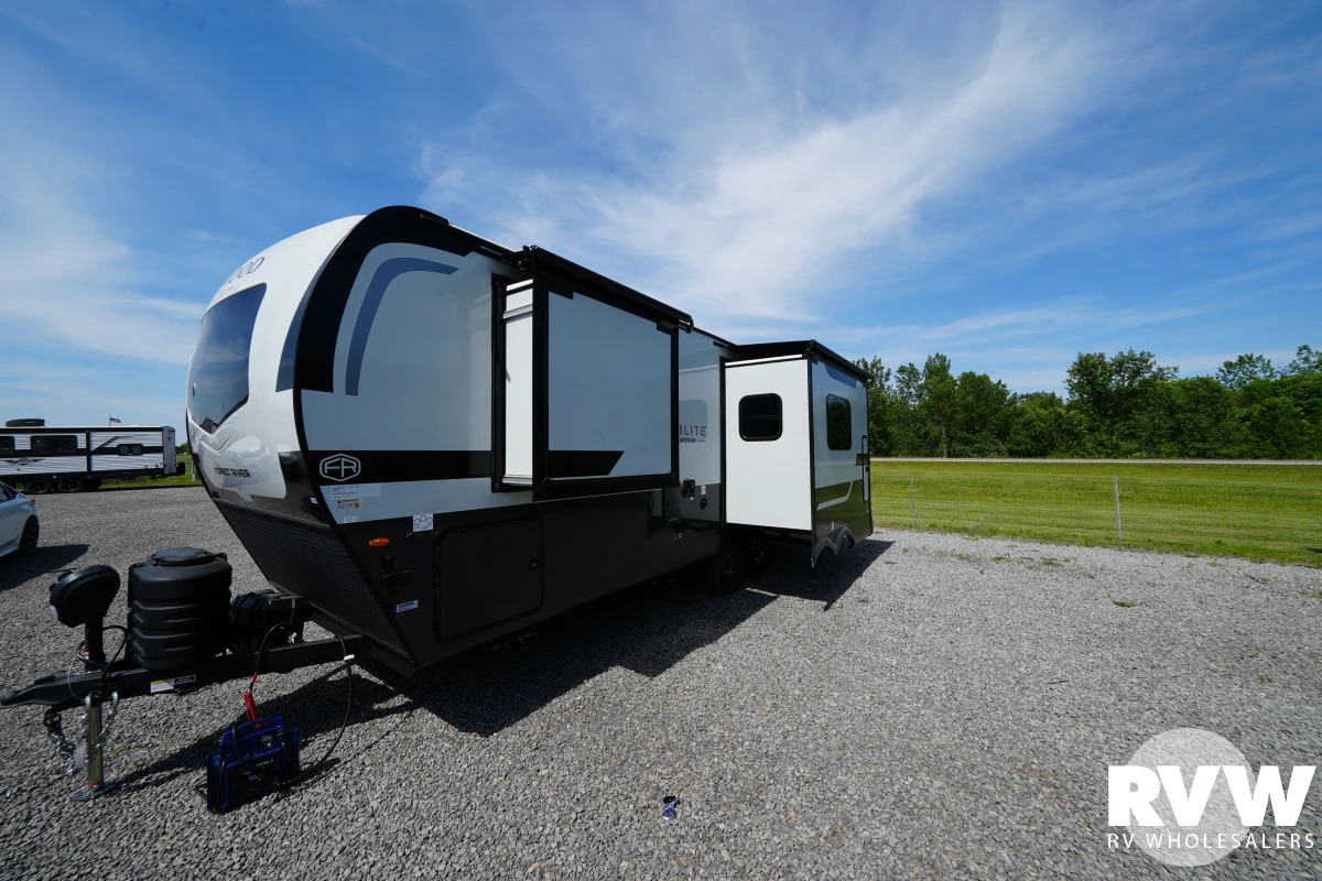 2027 Forest River Rockwood Mini Lite 2515S in mansfield OH