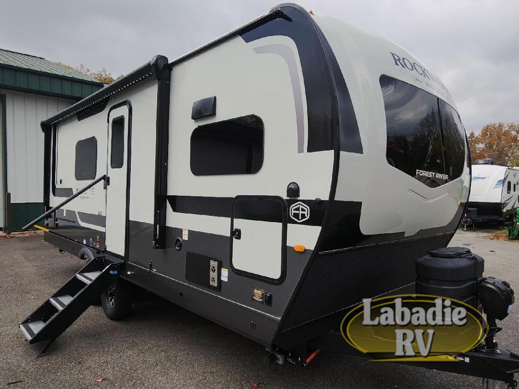 2027 Forest River Rv Rockwood Mini Lite 2523MBR in holland OH