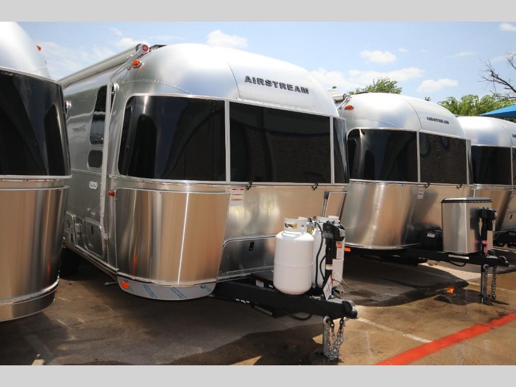 2026 Airstream Flying Cloud 23FBT 23FB TWIN in fort worth TX