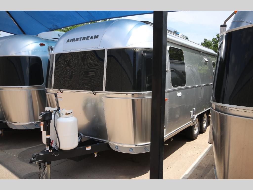 2026 Airstream Flying Cloud 23FBQL in fort worth TX