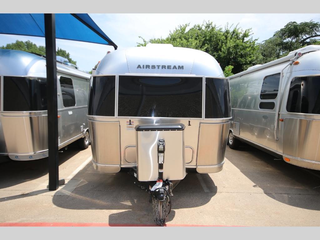 2022 Airstream Globetrotter 27FB Twin in fort worth TX