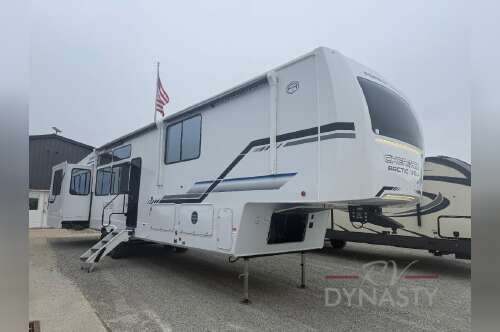 2026 Forest River Rv Cherokee Arctic Wolf 38LEAH.G in bunker hill IN