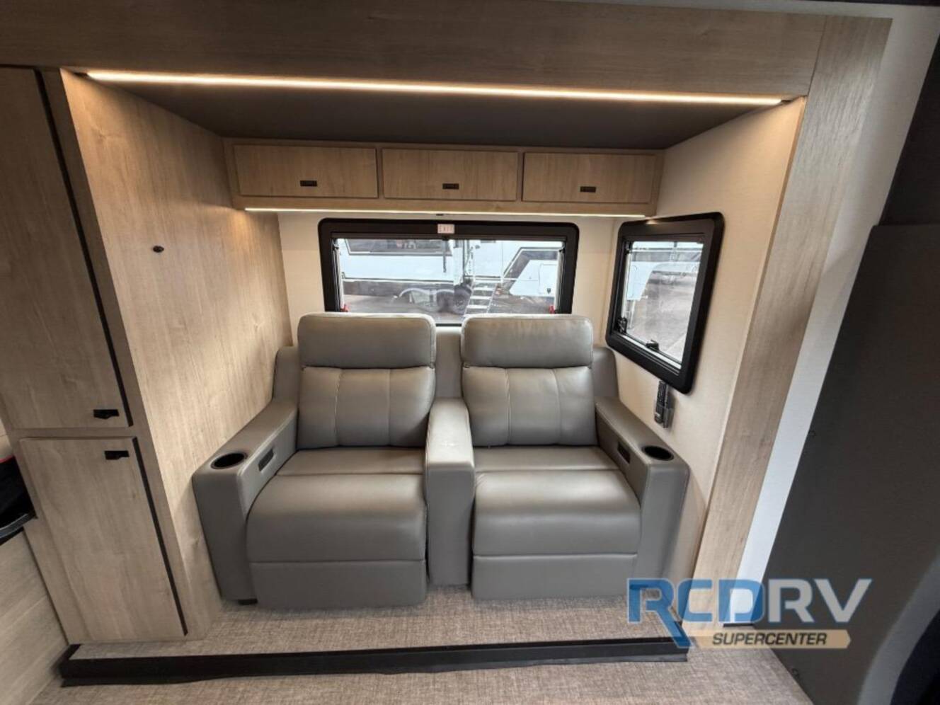 A photo of this 2025 Grand Design Lineage 25FW