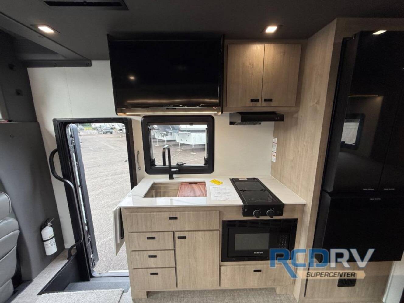 A photo of this 2025 Grand Design Lineage 25FW
