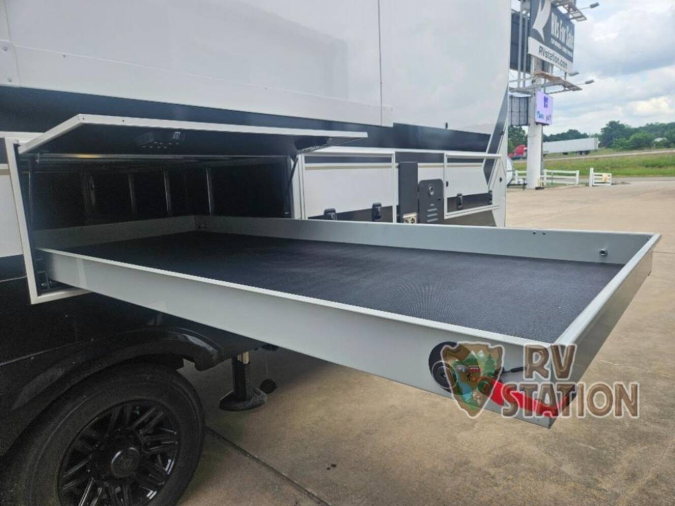 A photo of this 2027 Keystone Rv Montana 3800FL