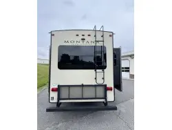 2017 KEYSTONE MONTANA HIGH COUNTRY 370BR