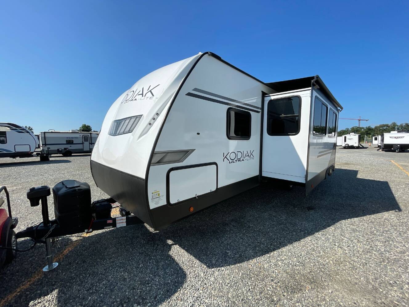 A photo of this 2023 Dutchmen KODIAK 283BHSL