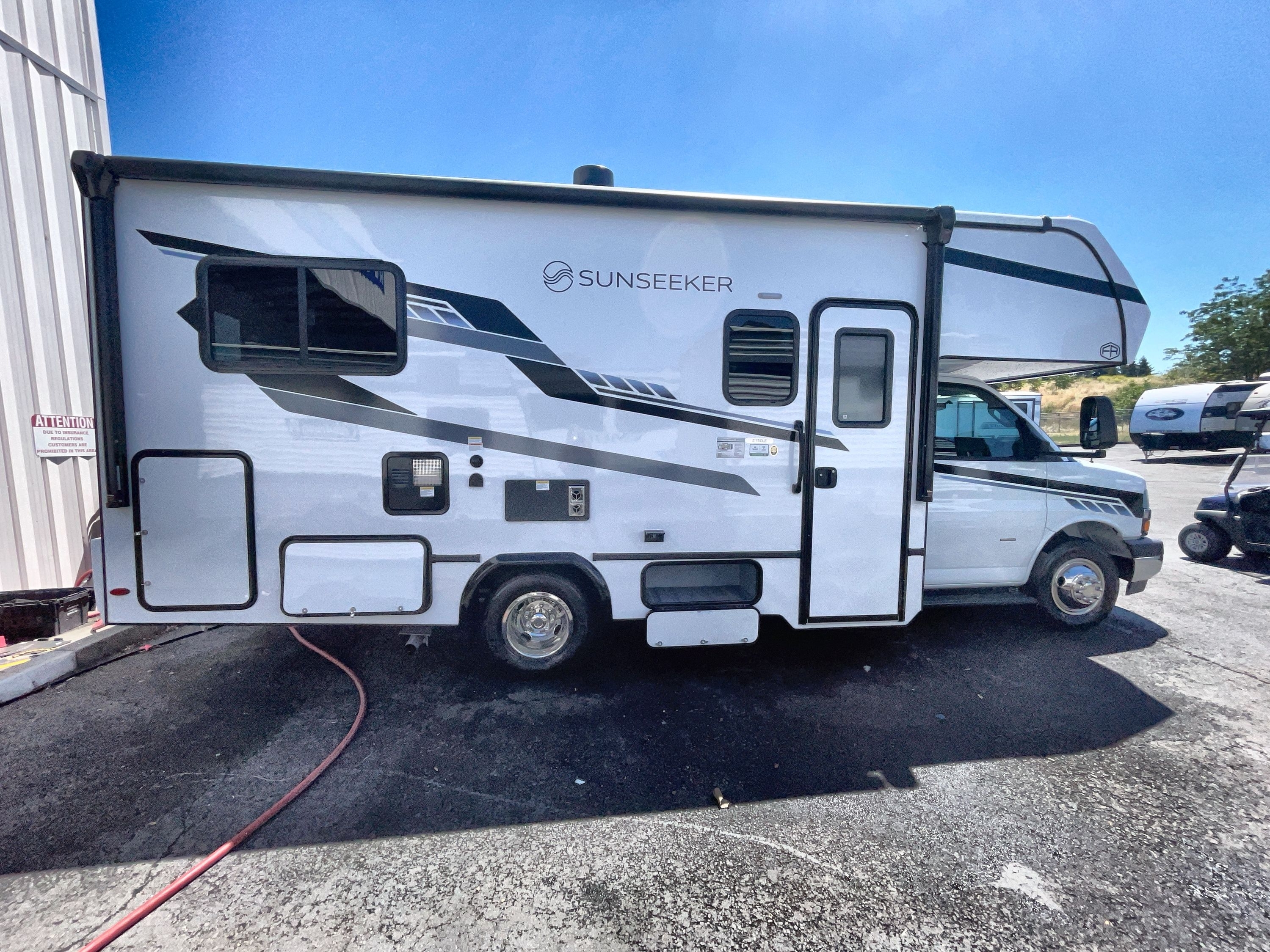 2027 Forest River SUNSEEKER LE 2150SC 2150-SLE in medford OR