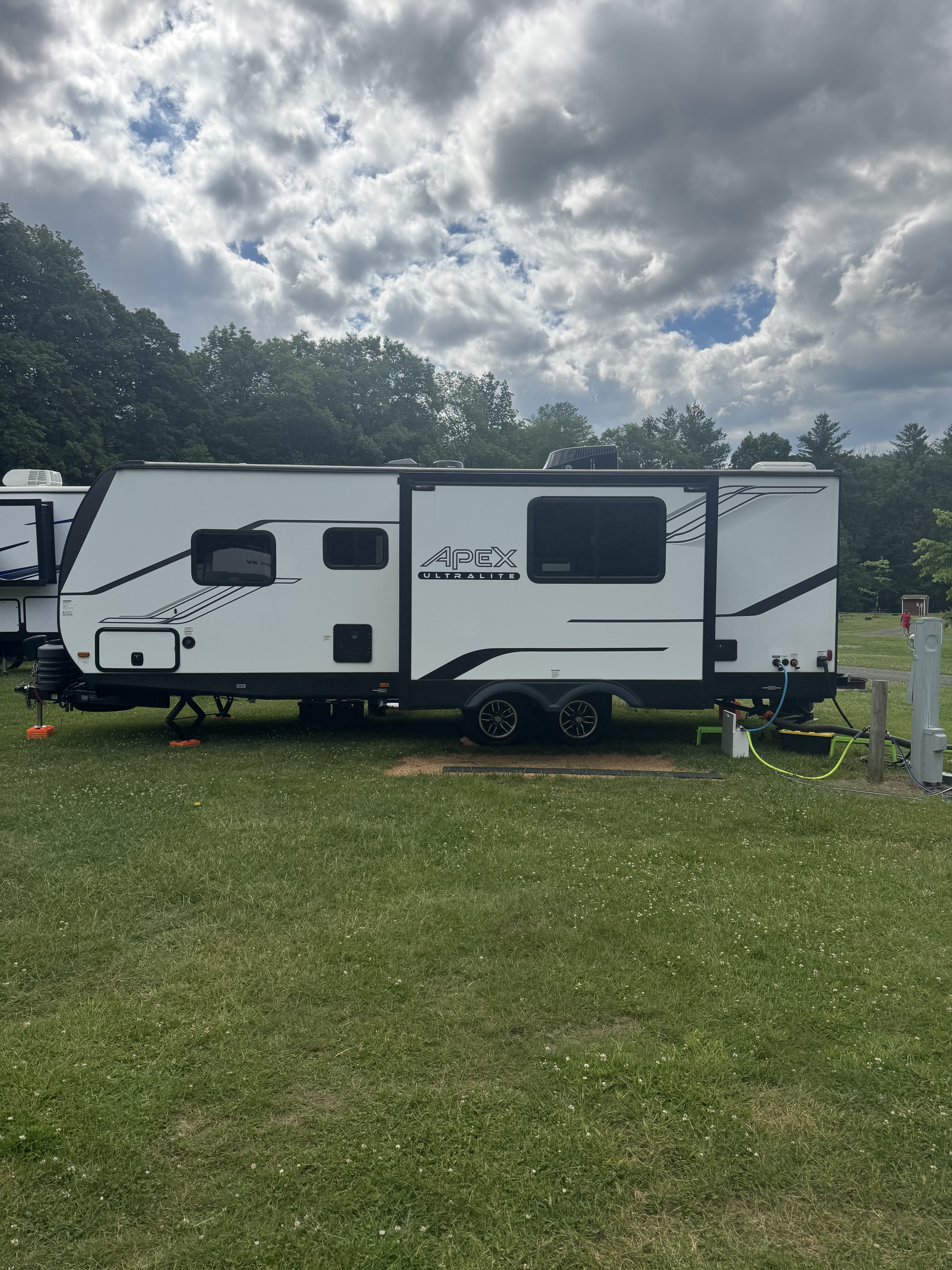 2025 Coachmen APEX ULTRA-LITE 242BARV in bridgeport CT