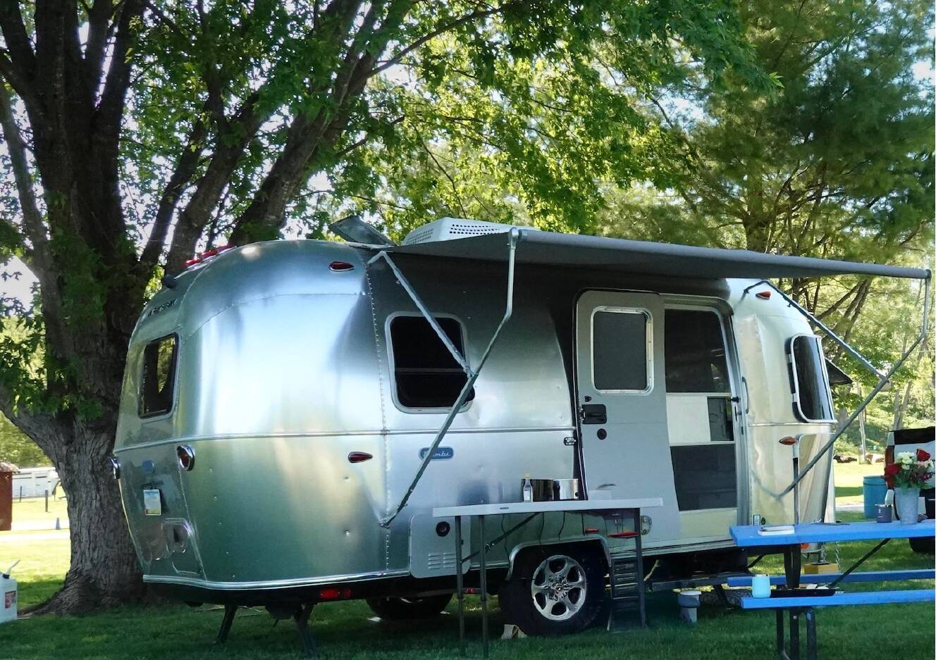 A photo of this 2021 Airstream BAMBI 19CB
