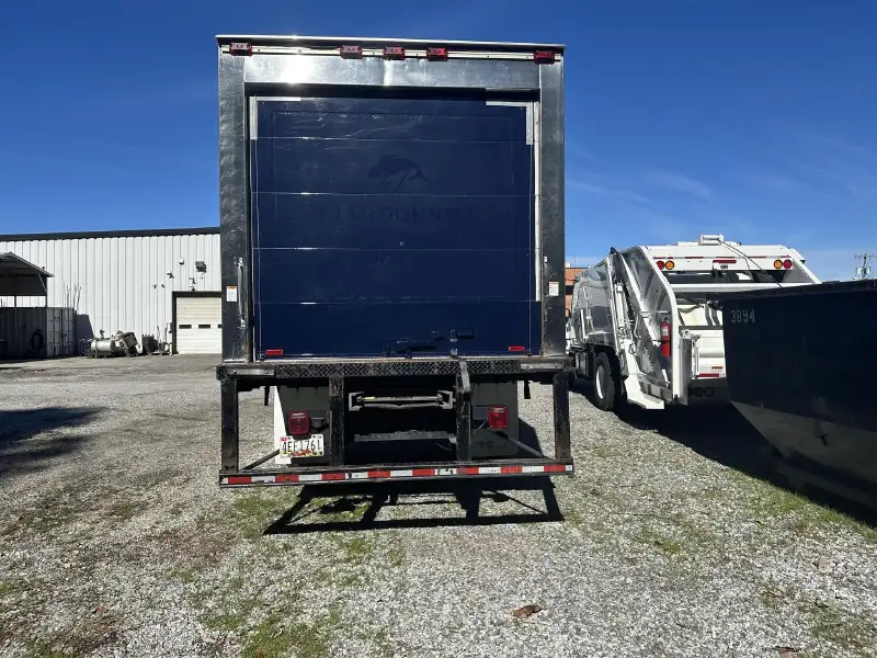 2021 HINO L6