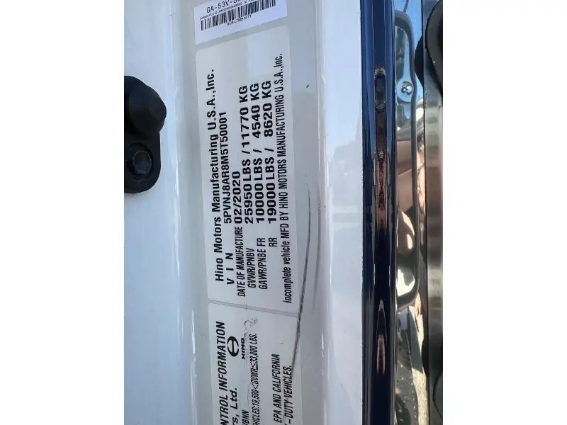 2021 HINO L6