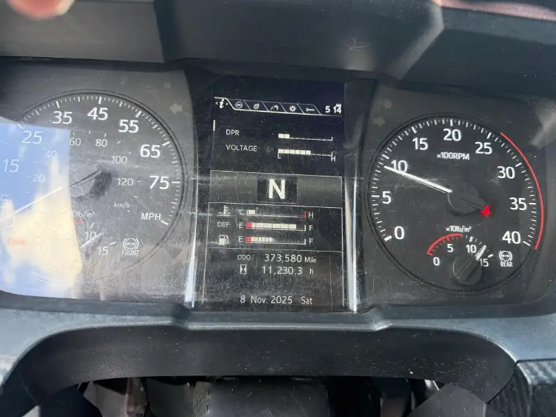 2021 HINO L6