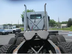 2018 VOLVO VHD64FT300
