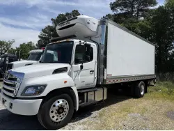 2020 HINO 338