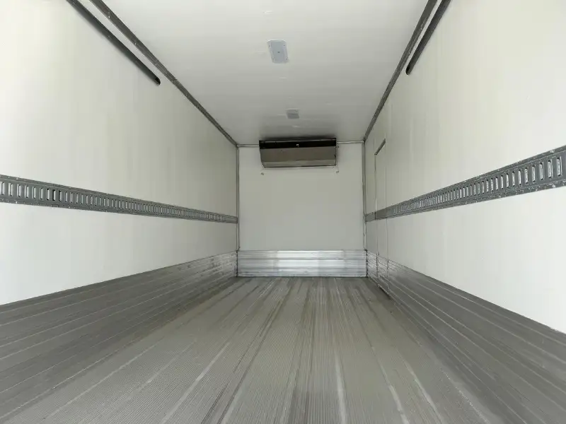 2020 HINO 338