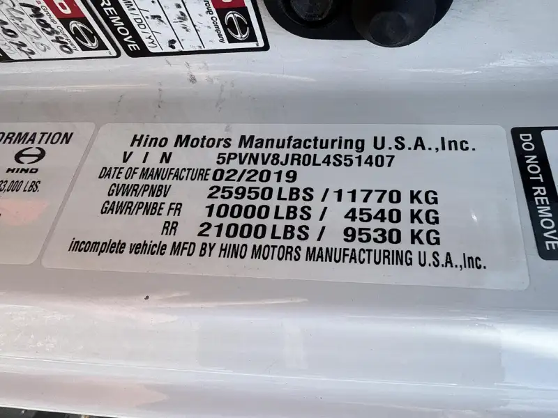 2020 HINO 338