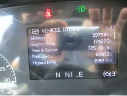 2020 VOLVO VNR64T640