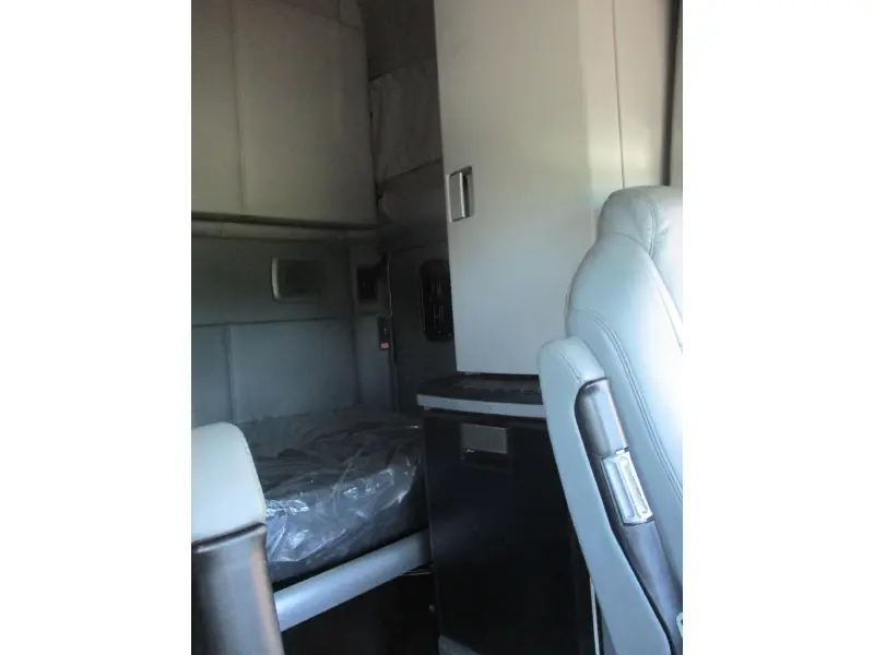 2019 KENWORTH T680