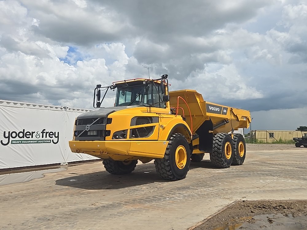 2022 VOLVO A25G in North Baltimore, OH