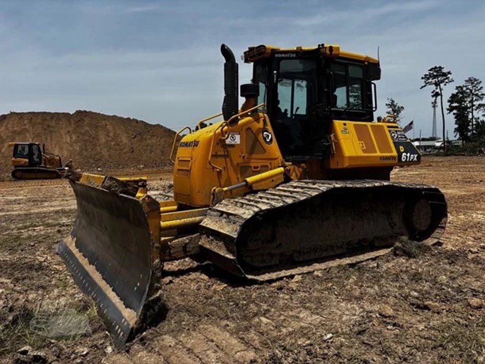 2021 KOMATSU D61PX-24 in North Baltimore, OH