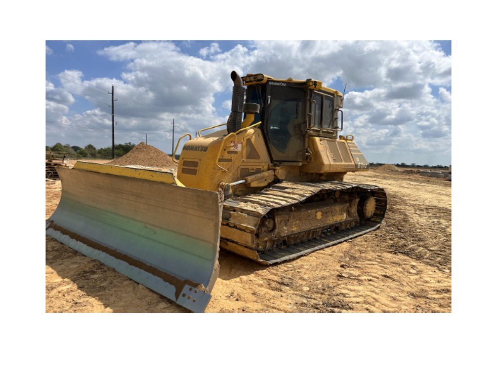 2024 KOMATSU D61PX-24 in North Baltimore, OH