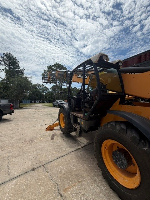 2013 JCB 550-170 in Palm Coast, FL
