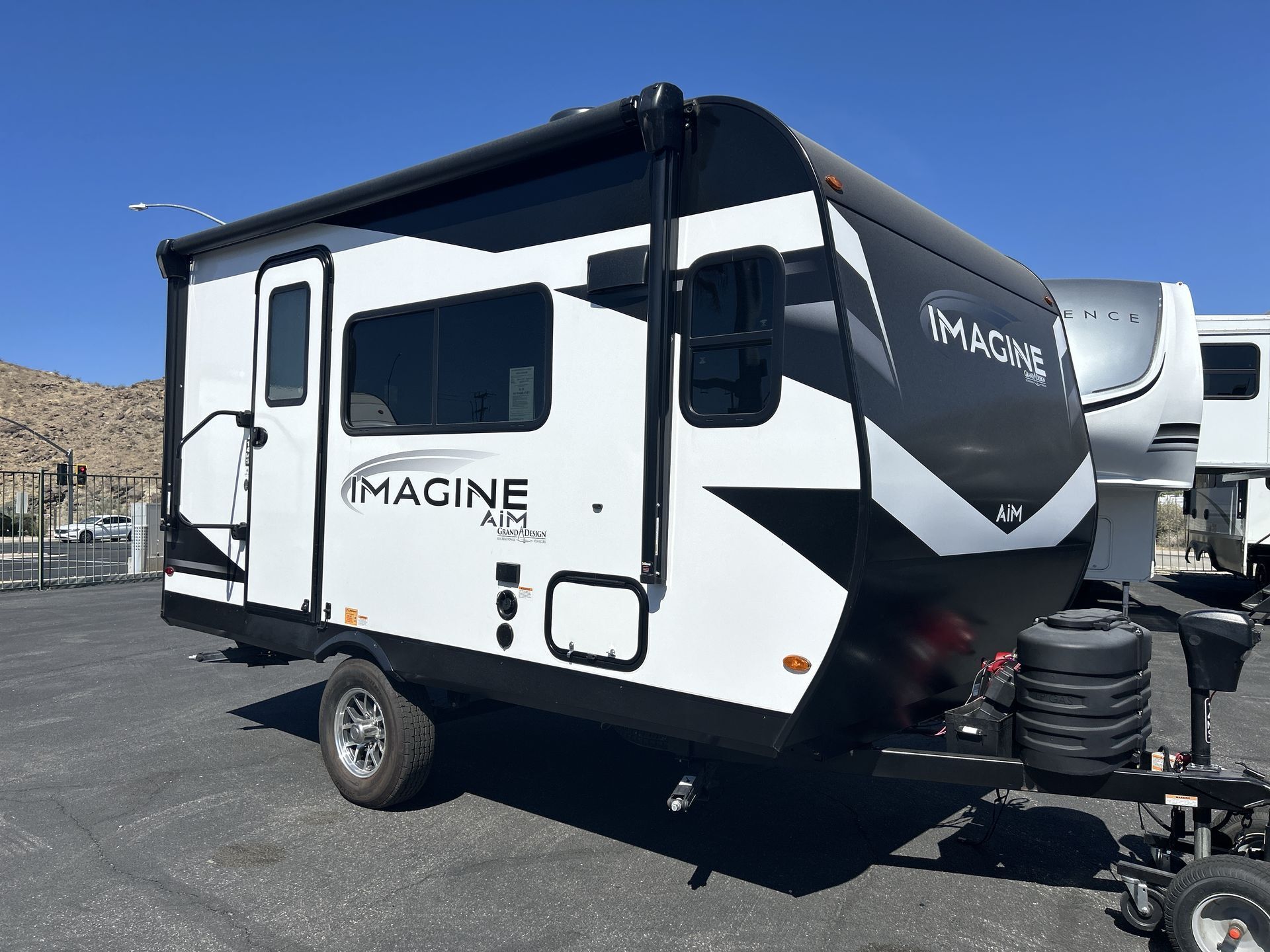 2025 Grand Design IMAGINE AIM 14MS in cathedral city CA