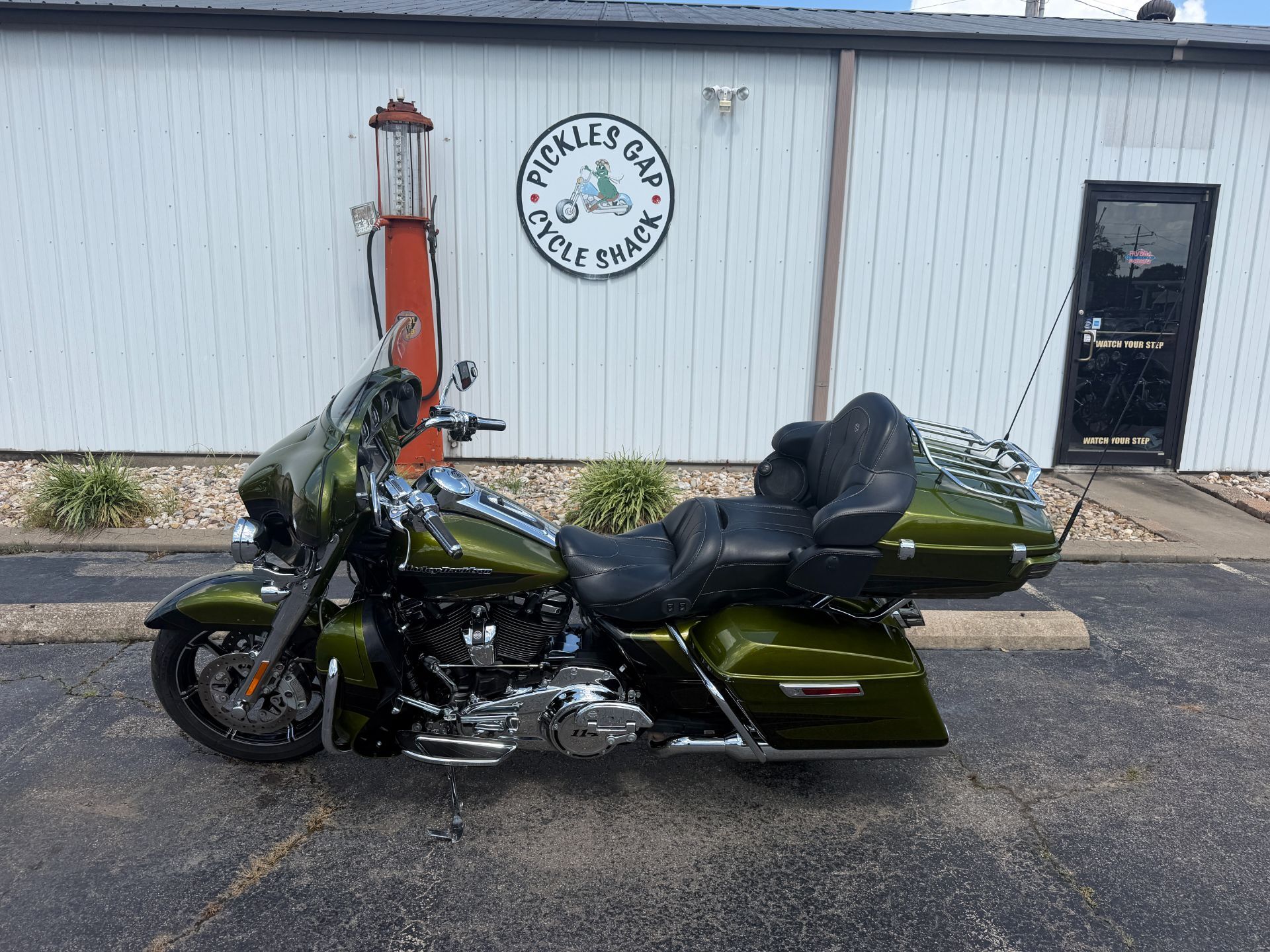 2017 Harley-Davidson CVO™ Limited CVO LIMITED in Greenbrier, AR