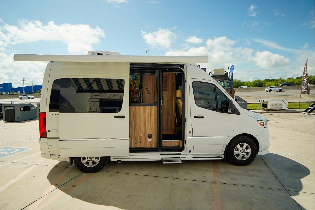 A photo of this 2023 Airstream TOMMY BAHAMA INTERSTATE 19