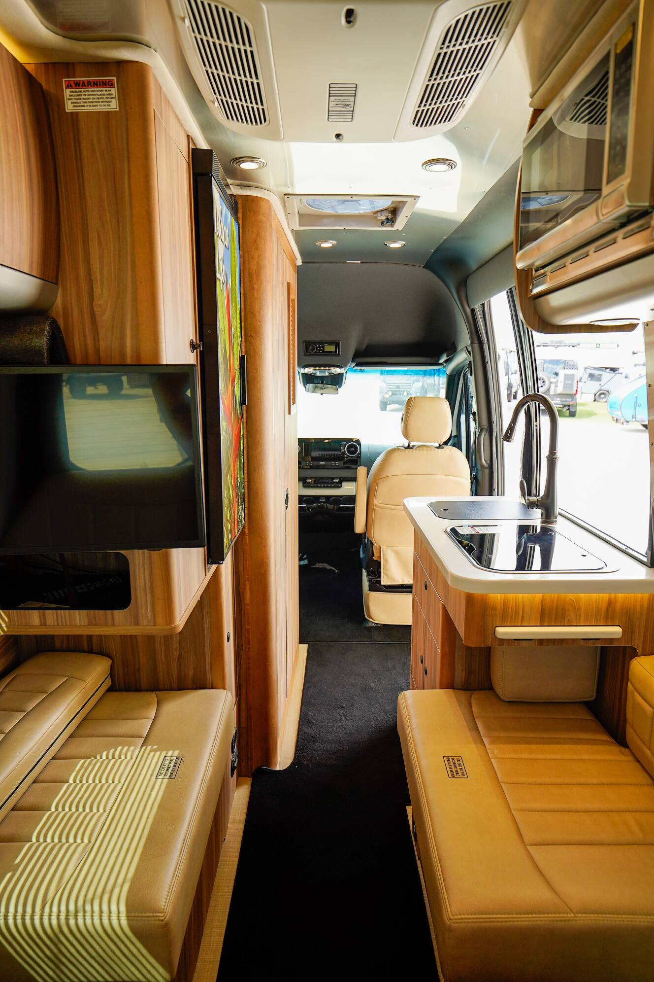 A photo of this 2023 Airstream TOMMY BAHAMA INTERSTATE 19