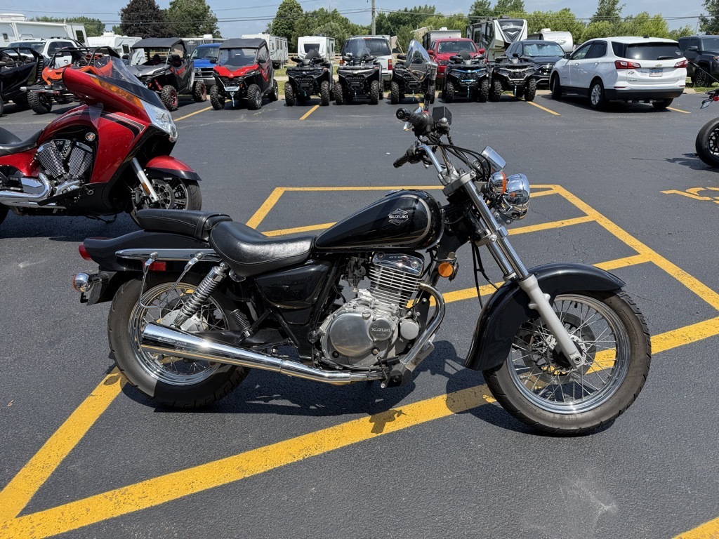 2004 Suzuki GZ250K4 250 in Marengo, IL