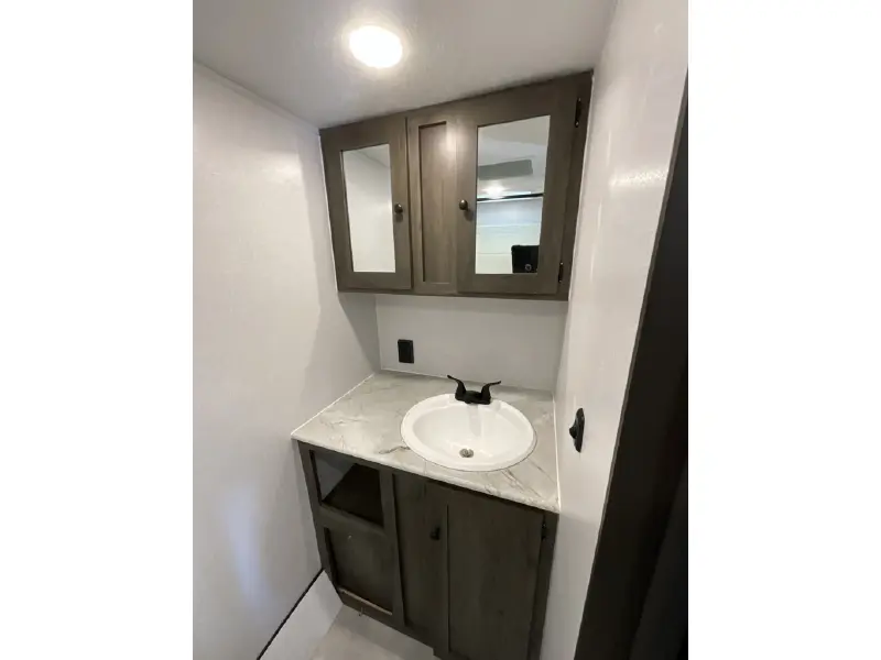 2022 FOREST RIVER INDEPENDENCE TRAIL 168RBL