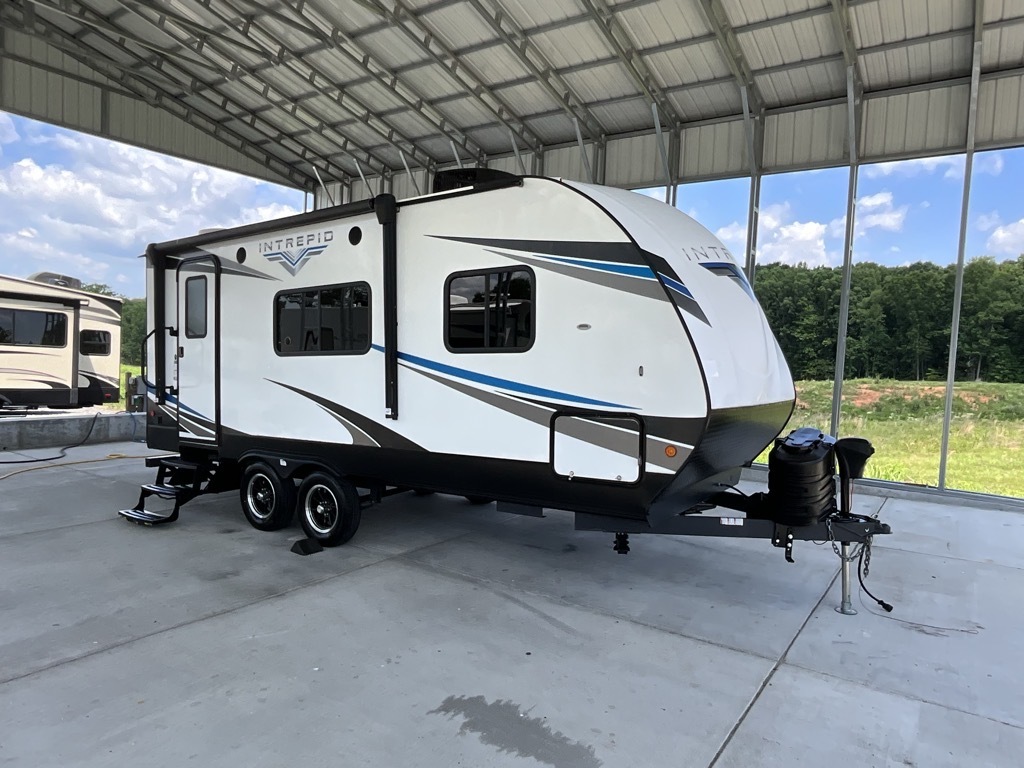 2022 Riverside Rv INTREPID 211 I in dobson NC
