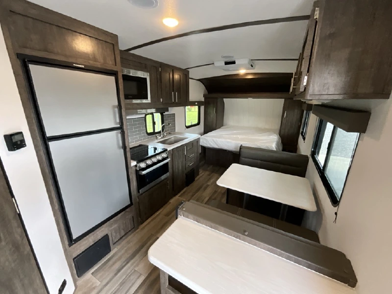 2022 RIVERSIDE RV INTREPID 211 I