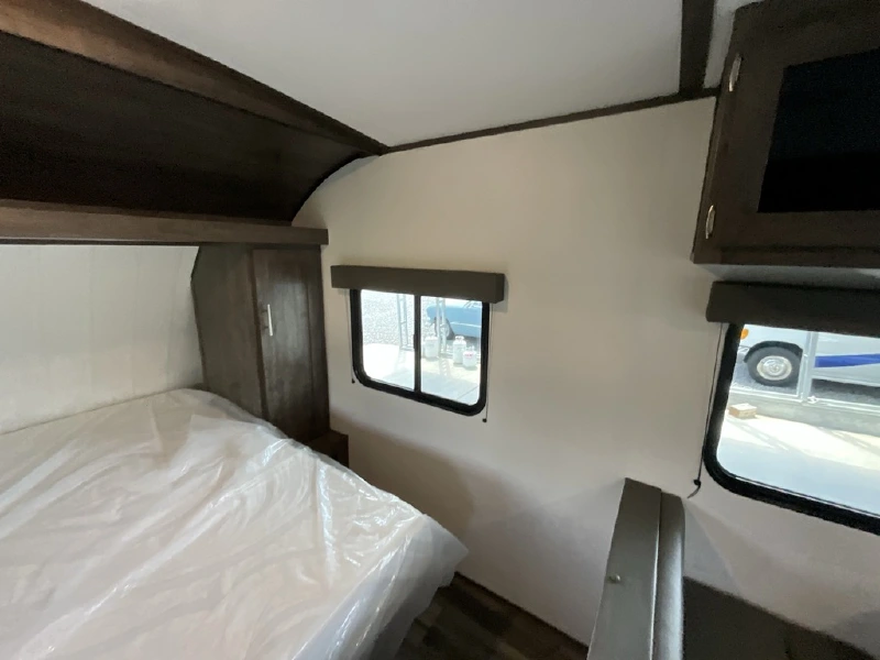 2022 RIVERSIDE RV INTREPID 211 I