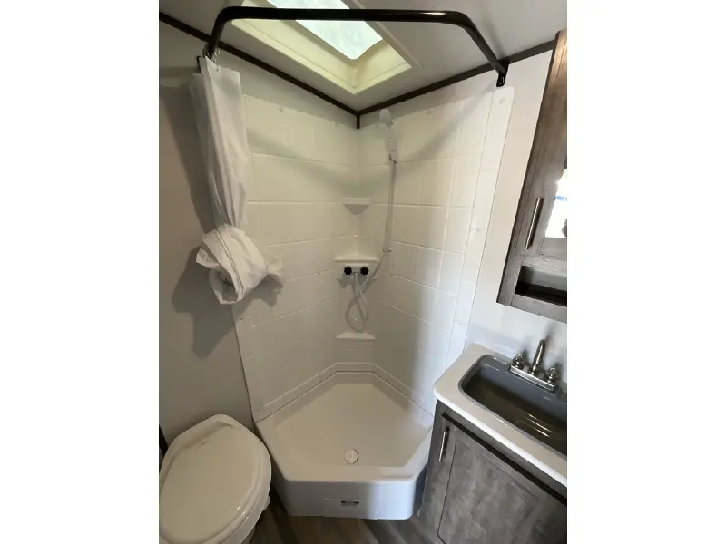 2022 RIVERSIDE RV INTREPID 211 I