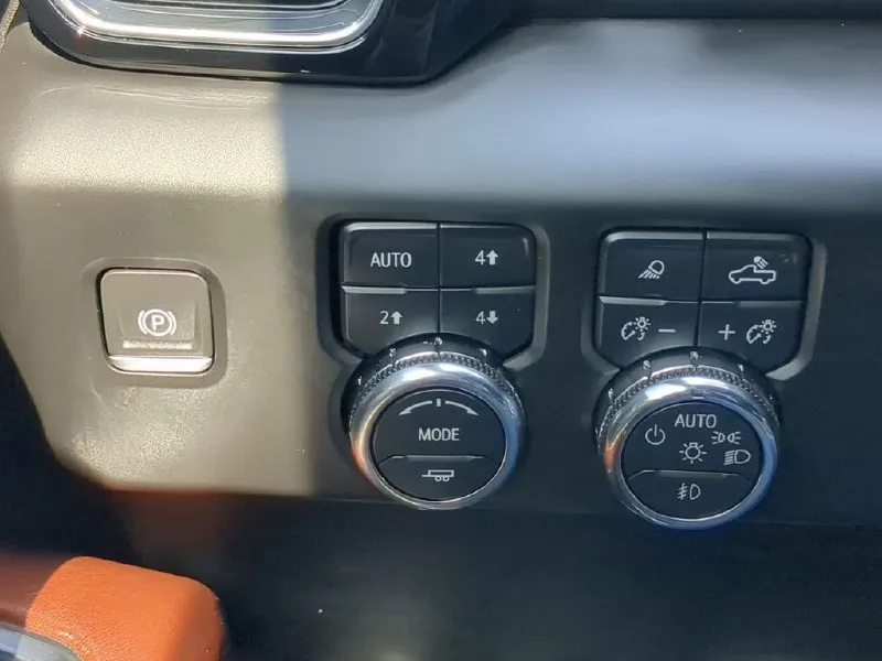 2023 GMC SIERRA