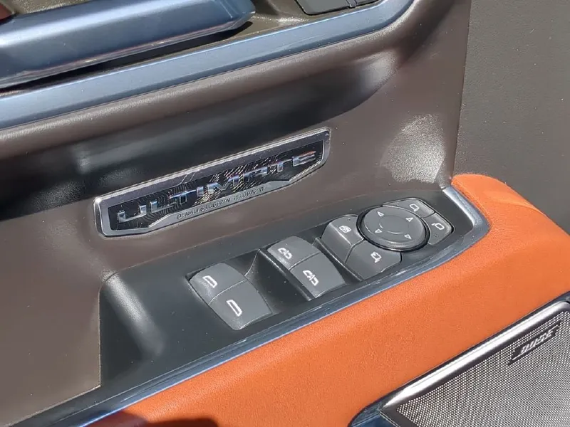 2023 GMC SIERRA
