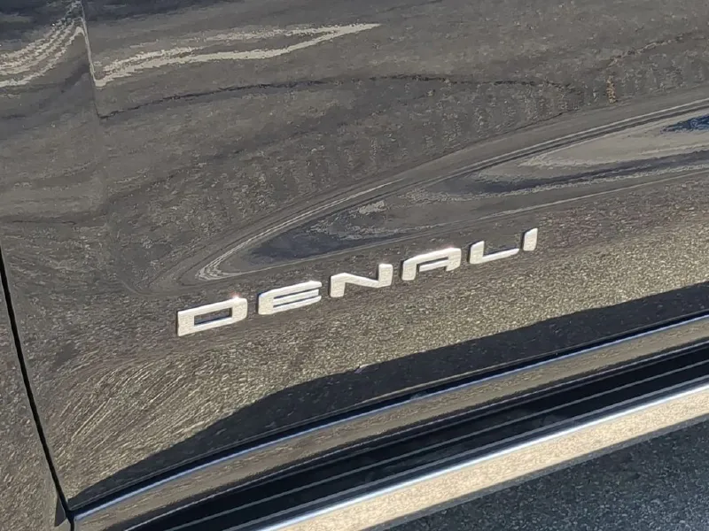 2023 GMC SIERRA